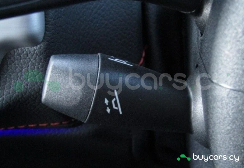 Mercedes G-class Белый