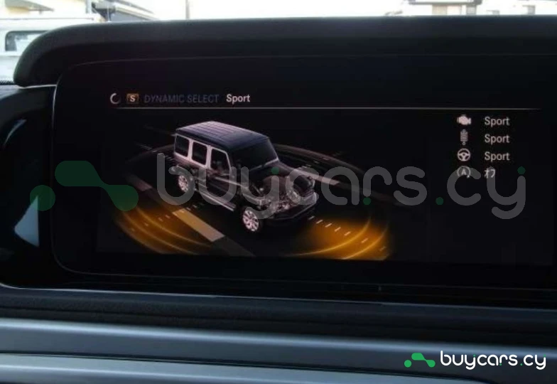 Mercedes G-class Белый