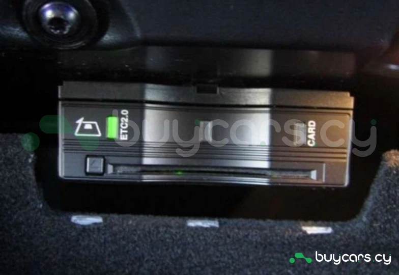 Mercedes G-class Белый