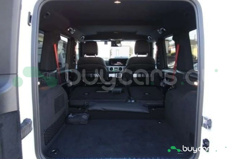 Mercedes G-class Белый