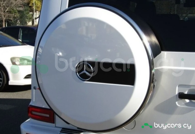 Mercedes G-class Белый