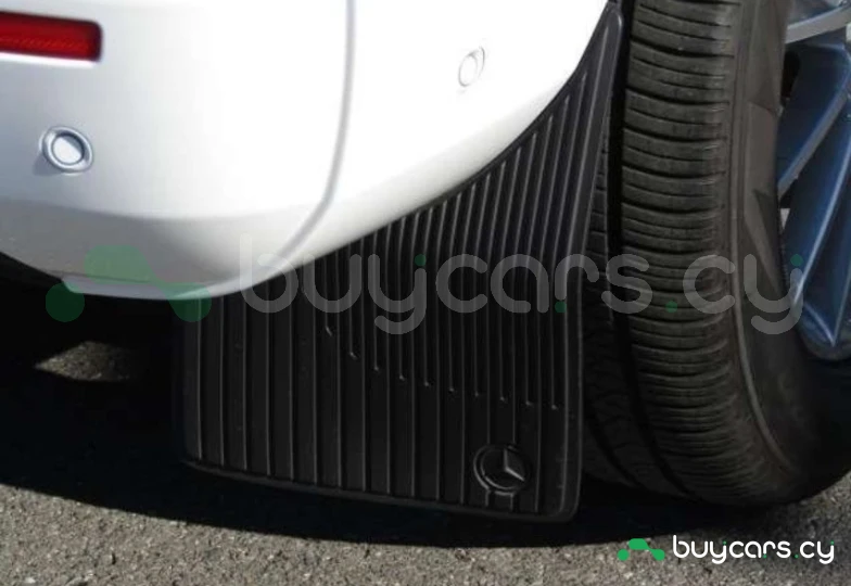 Mercedes G-class Белый