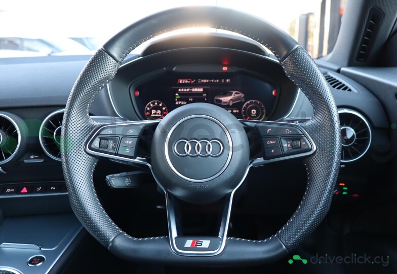 Audi TT Black