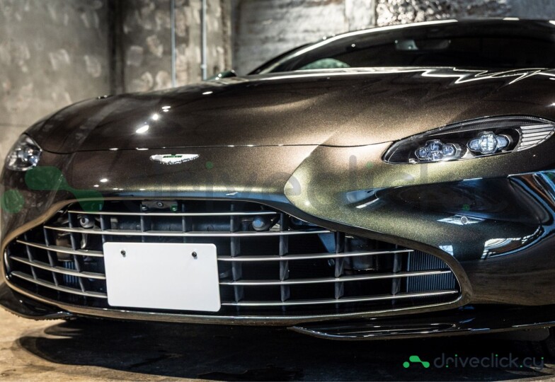 Aston Martin Vantage Зеленый