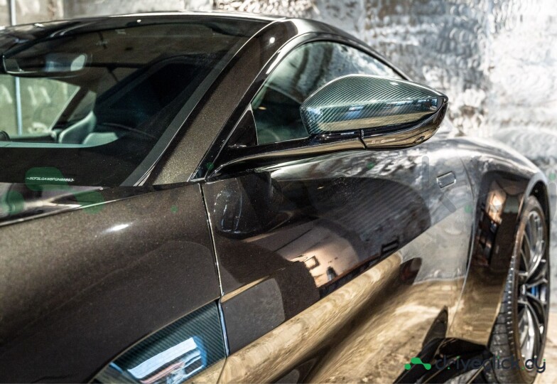 Aston Martin Vantage Зеленый