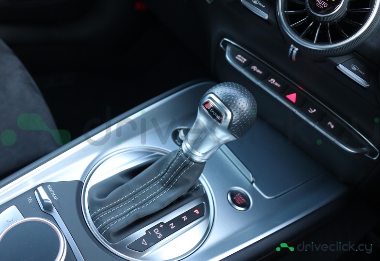 Audi TT Black