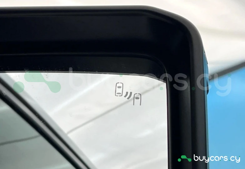 Toyota Land Cruiser 250 Белый