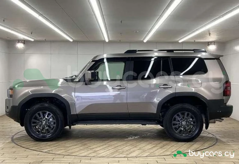 Toyota Land Cruiser 250 Коричневый