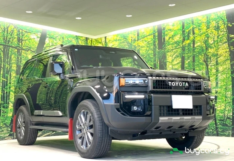 Toyota Land Cruiser Черный
