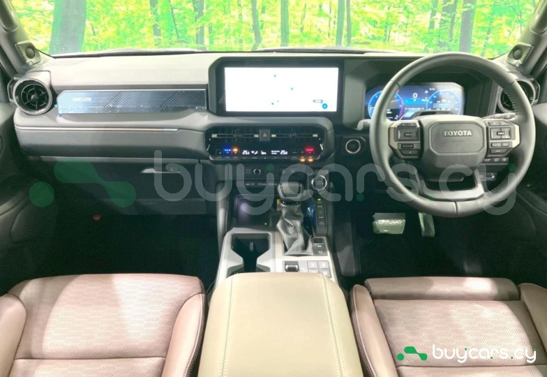 Toyota Land Cruiser Черный