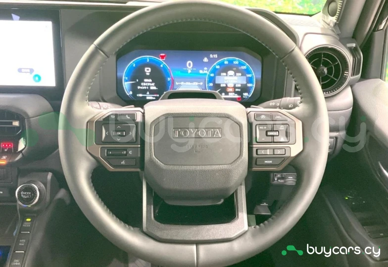 Toyota Land Cruiser Черный