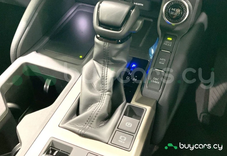 Toyota Land Cruiser Черный