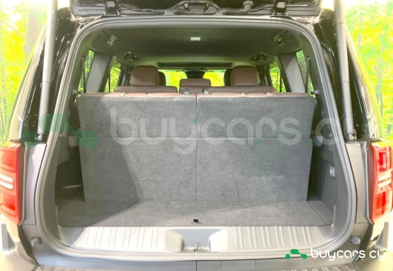 Toyota Land Cruiser Черный