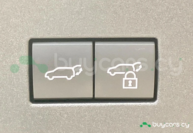 Toyota Land Cruiser Черный