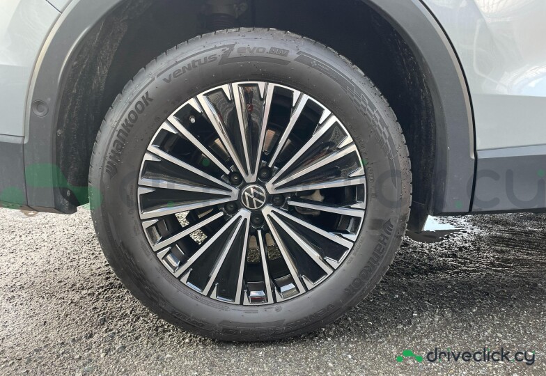 Volkswagen Tiguan Grey