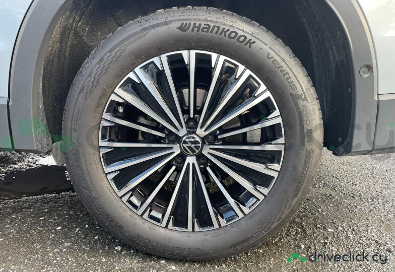 Volkswagen Tiguan Grey