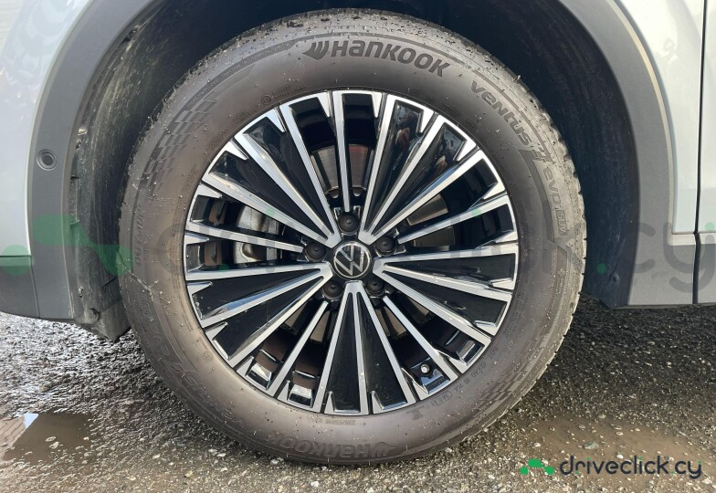 Volkswagen Tiguan Grey