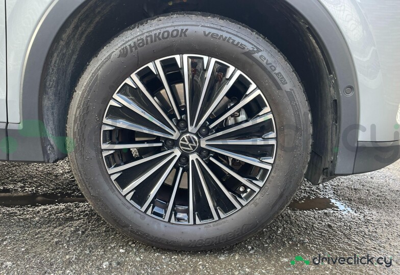 Volkswagen Tiguan Grey