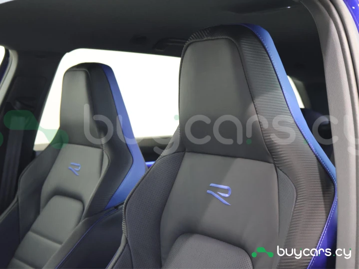 Volkswagen Golf Blue