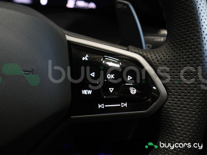 Volkswagen Golf Blue