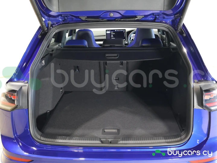 Volkswagen Golf Blue