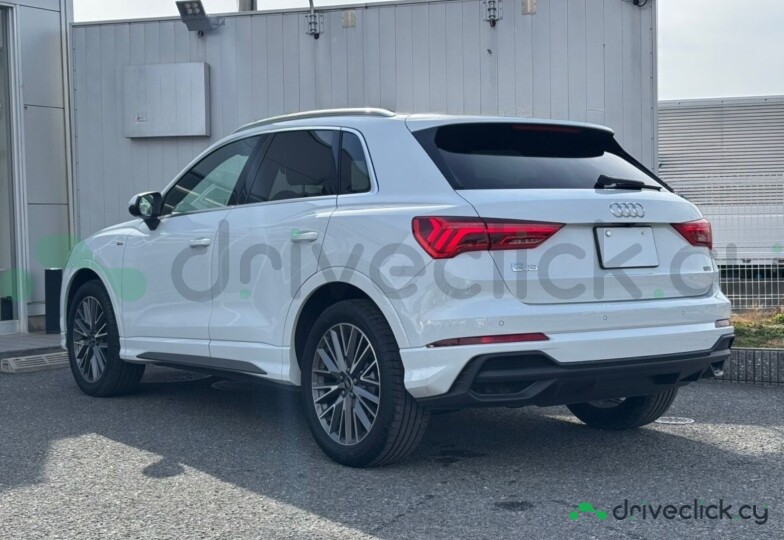 Audi Q3 White