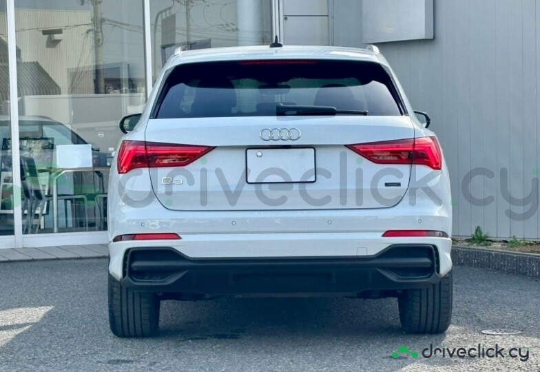 Audi Q3 White