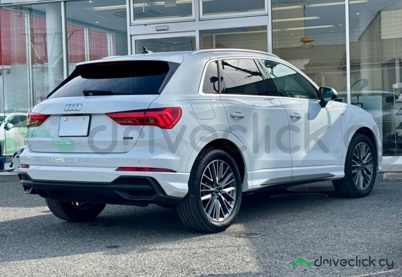 Audi Q3 White