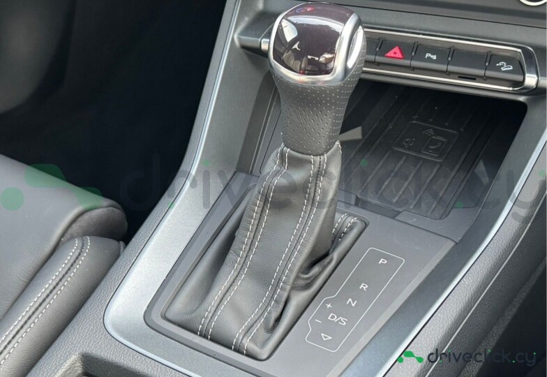 Audi Q3 White
