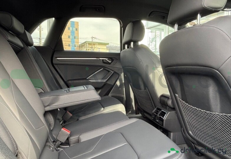 Audi Q3 White