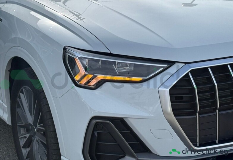 Audi Q3 White