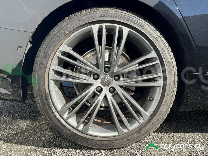 Audi A7 Черный