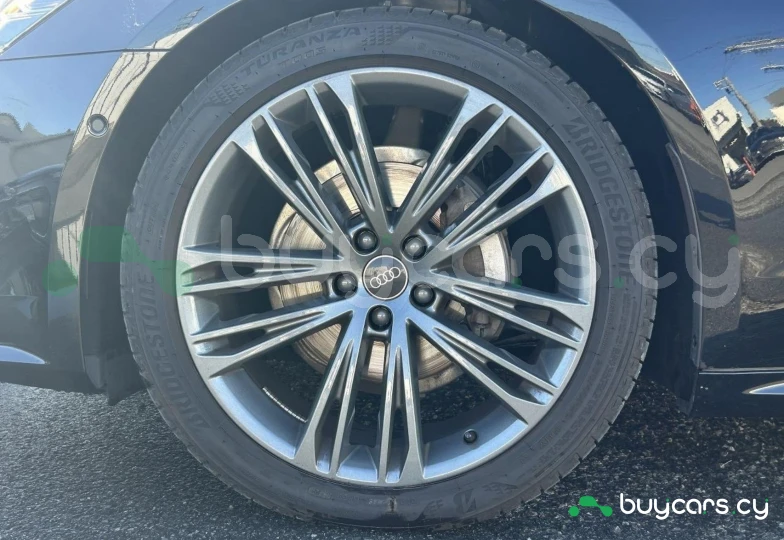 Audi A7 Черный