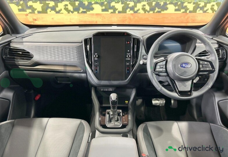Subaru Forester Black