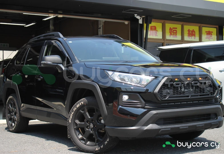 Toyota RAV4 Черный