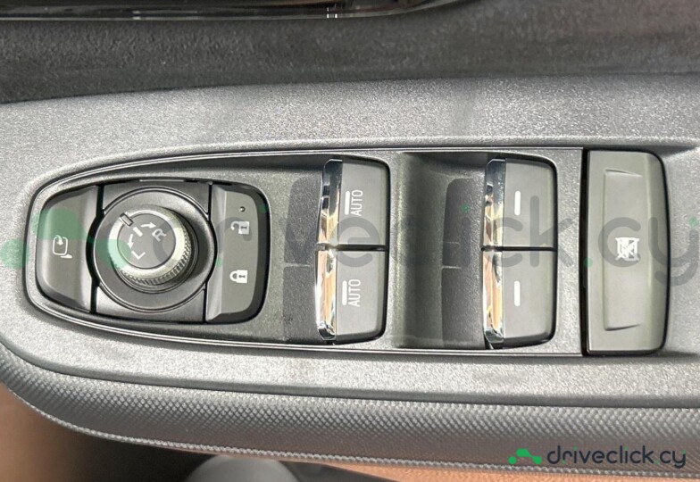 Subaru Forester Black