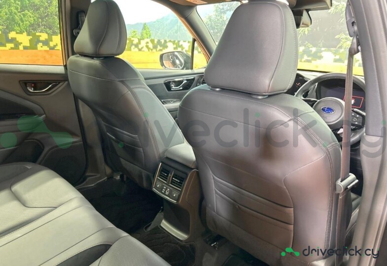 Subaru Forester Black