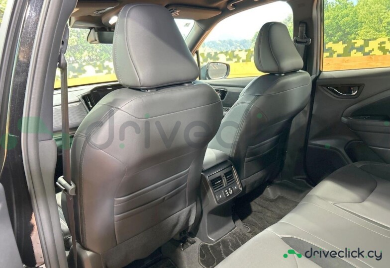 Subaru Forester Black