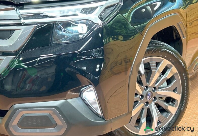Subaru Forester Black