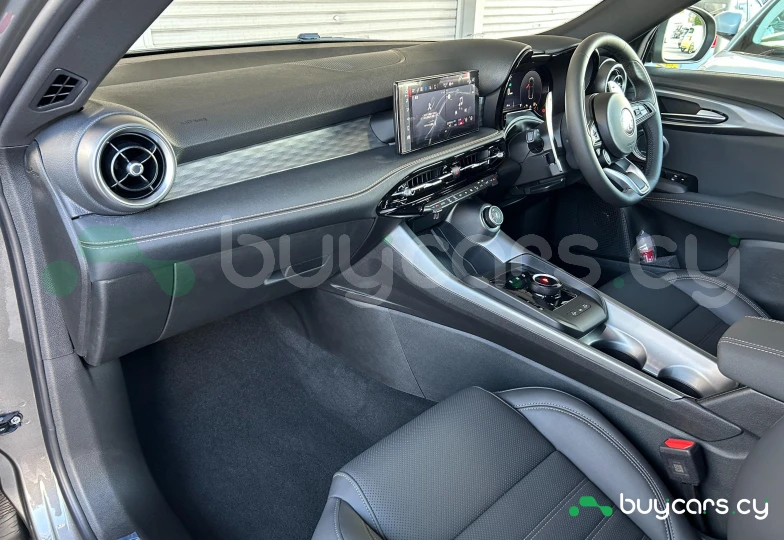 Alfa Romeo Tonale Black