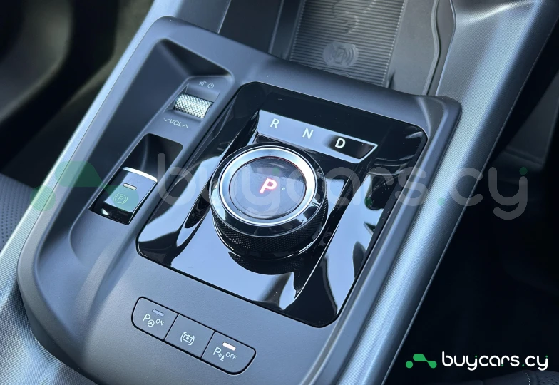 Alfa Romeo Tonale Black