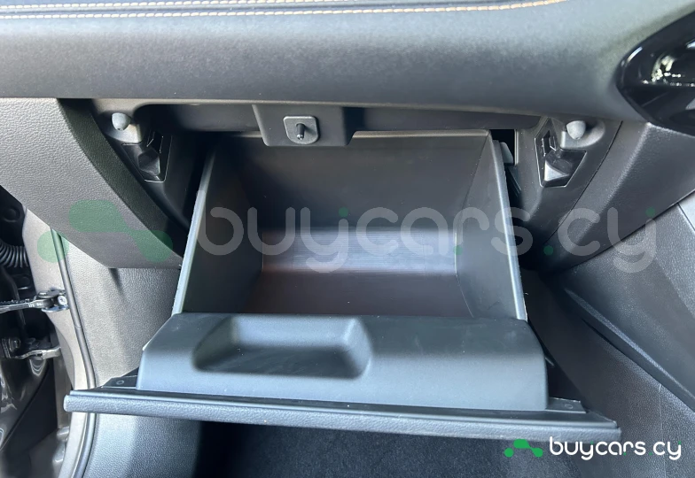 Alfa Romeo Tonale Black