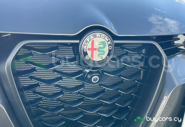 Alfa Romeo Tonale Black