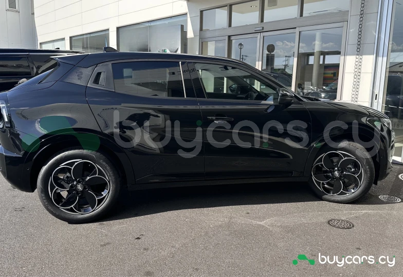 Alfa Romeo Junior Black