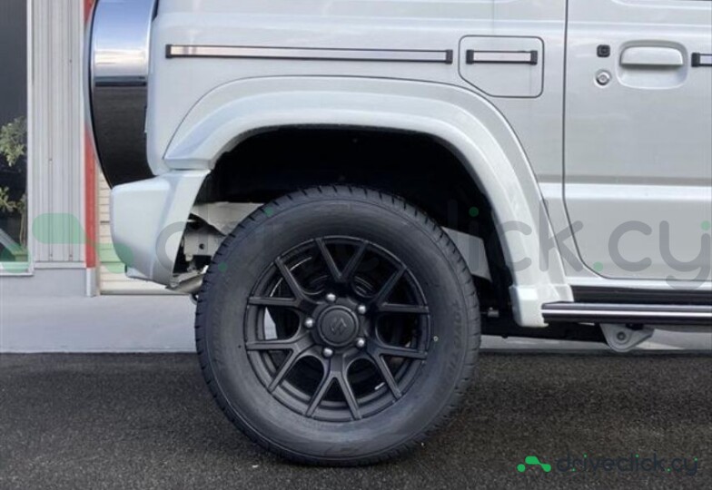 Suzuki Jimny White