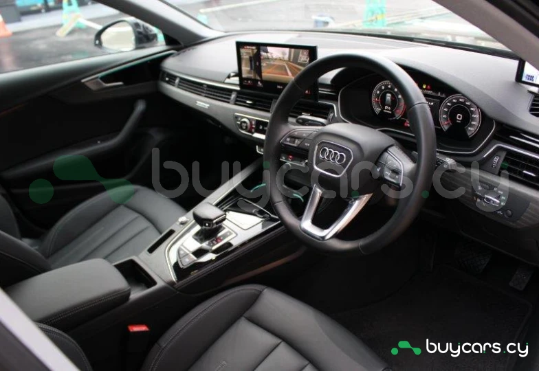 Audi A4 Черный