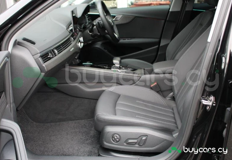 Audi A4 Черный