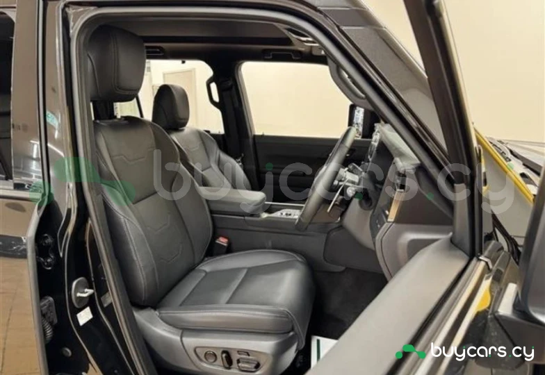 Lexus GX Черный