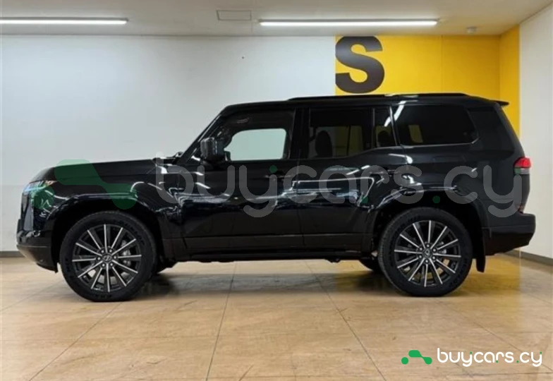 Lexus GX Черный