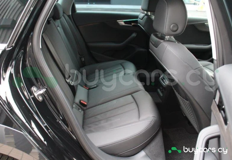 Audi A4 Черный